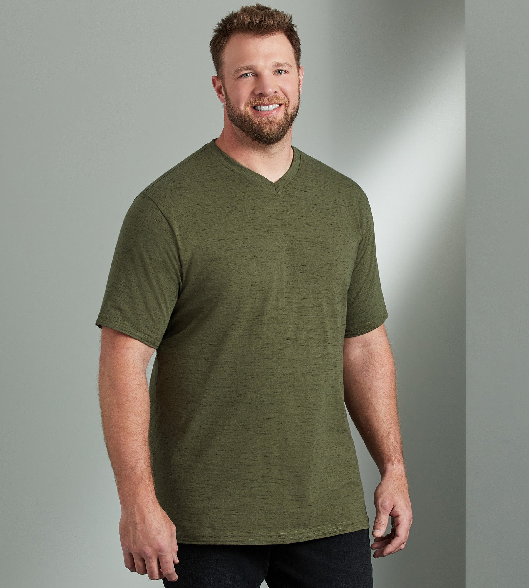 Brown v neck clearance t shirt mens